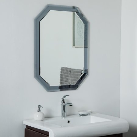 MANMADE 31.5 x 23.6 in. Grella Frameless Bathrooom Wall Mirror MA2563780